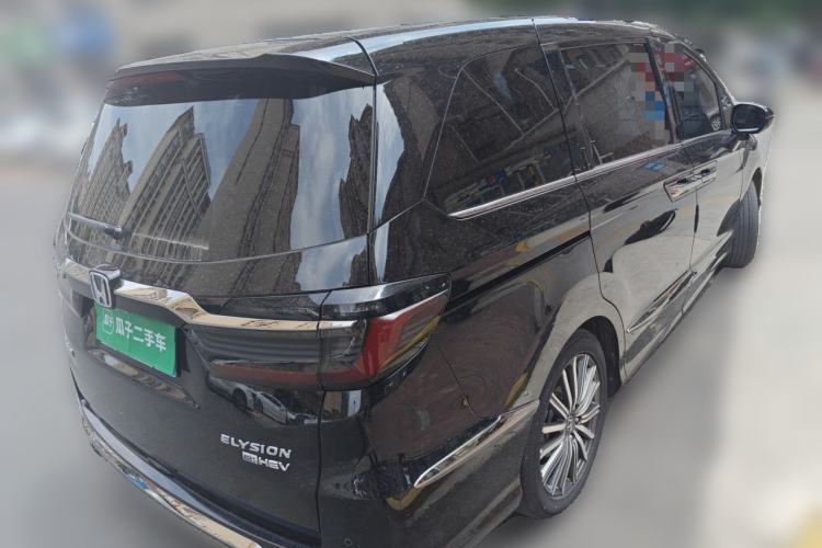 Used Honda Elysion 2022 2.0L eHEV Luxury Edition Rear Right 45 Deg
