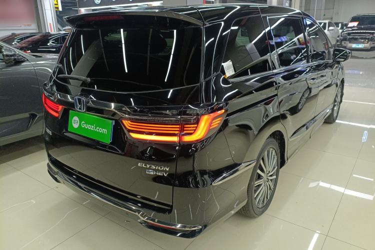 Used Honda Elysion 2022 2.0L eHEV Prestige Edition Rear Right 45 Deg