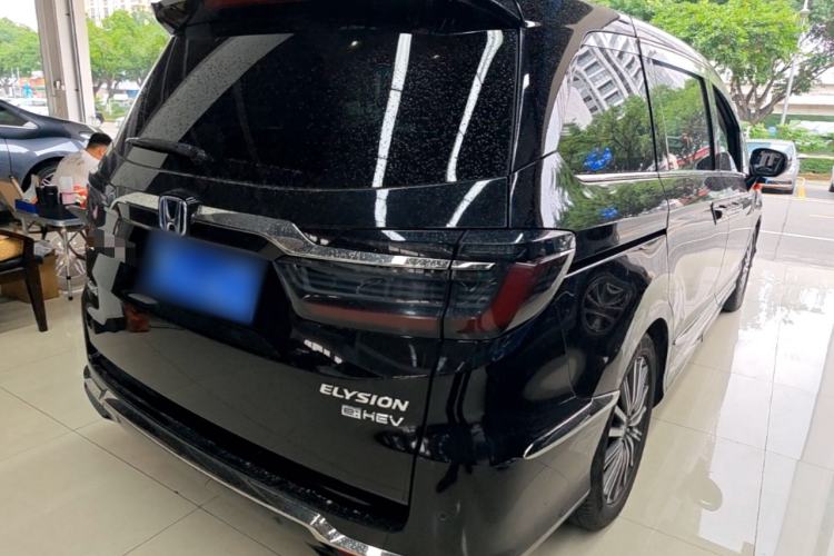 Used Honda Elysion 2022 2.0L eHEV Luxury First Edition Rear Right 45 Deg