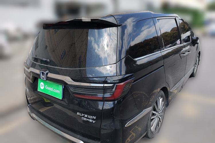 Used Honda Elysion 2022 2.0L eHEV Luxury First Edition Rear Right 45 Deg