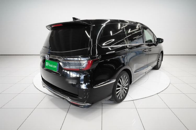 Used Honda Elysion 2022 2.0L eHEV Luxury First Edition Rear Right 45 Deg
