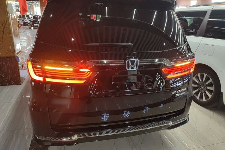 Used Honda Elysion 2022 2.0L eHEV Prestige Edition Rear