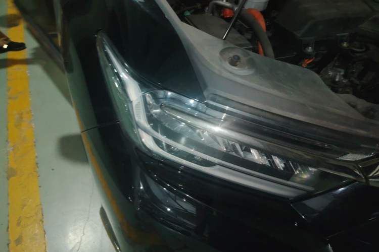 Used Honda Elysion 2022 2.0L eHEV Prestige Edition Right Front Headlight