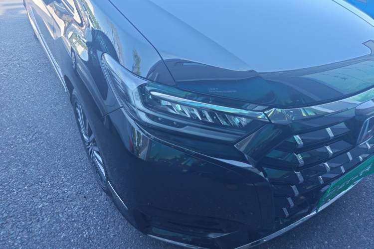 Used Honda Elysion 2022 2.0L eHEV Luxury Edition Right Front Headlight