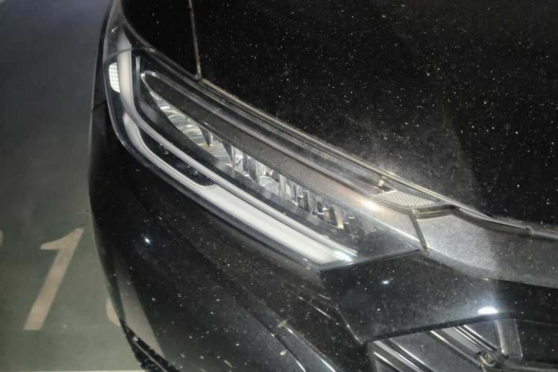 Used Honda Elysion 2022 2.0L eHEV Luxury First Edition Right Front Headlight