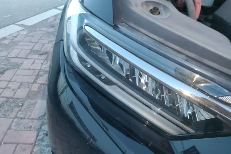 Used Honda Elysion 2022 2.0L eHEV Prestige Edition Right Front Headlight