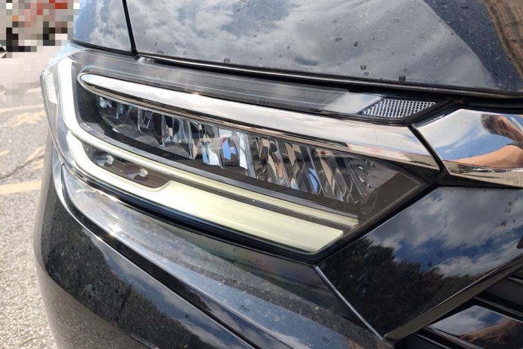 Used Honda Elysion 2022 2.0L eHEV Luxury First Edition Right Front Headlight