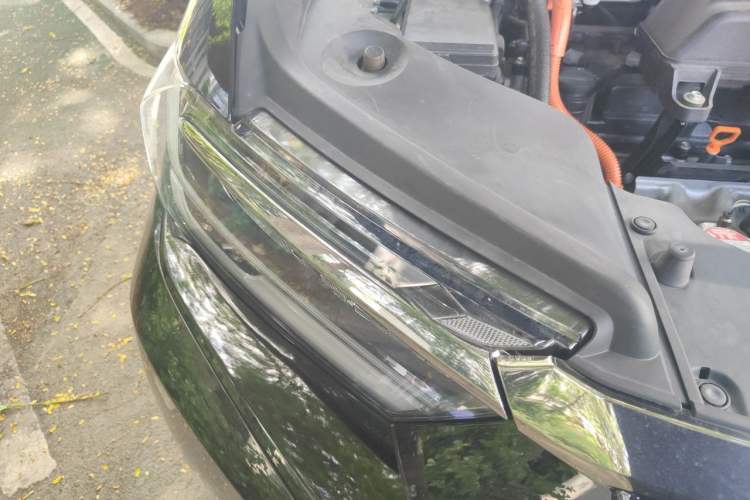 Used Honda Elysion 2022 2.0L eHEV Luxury First Edition Right Front Headlight