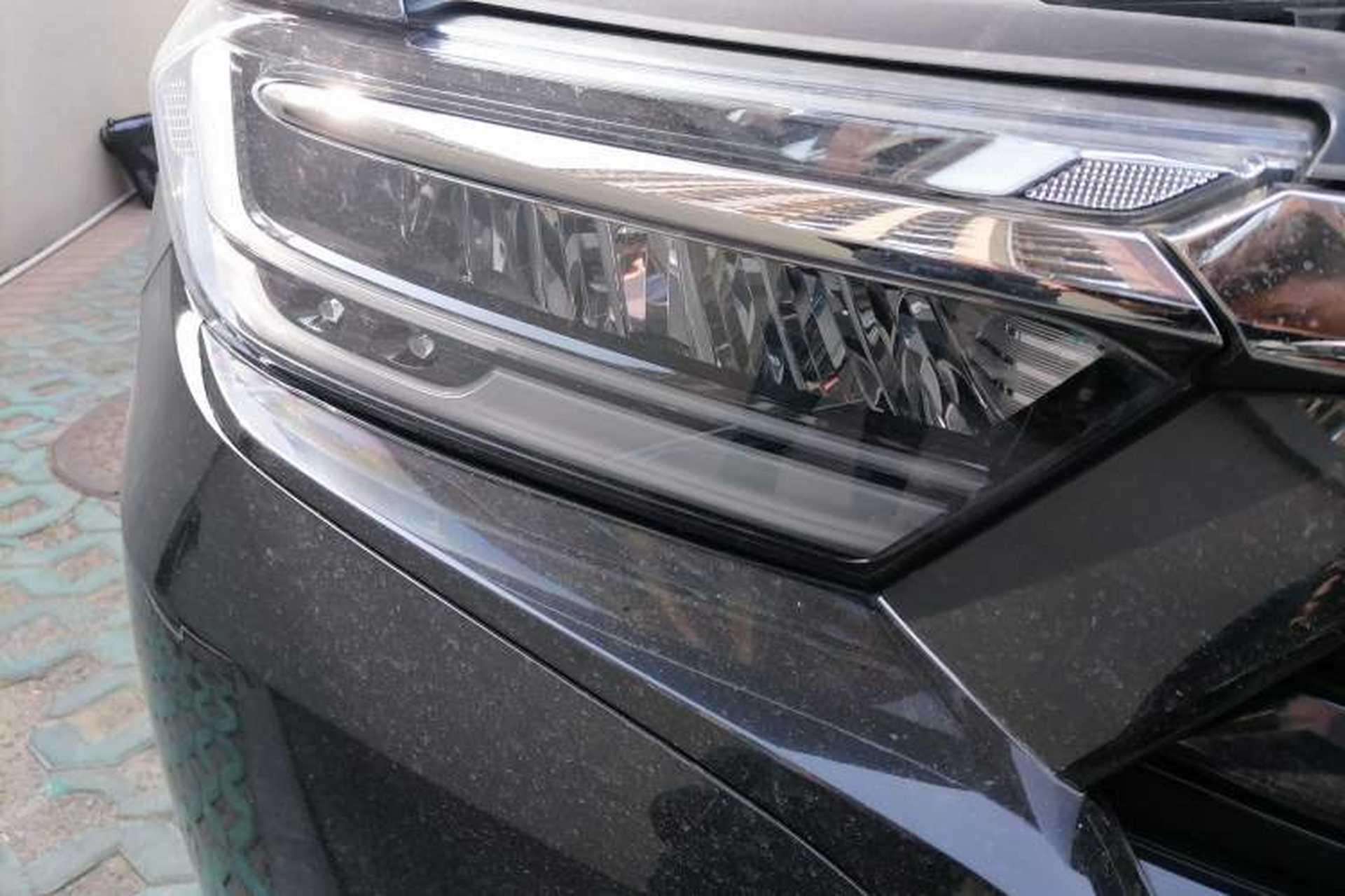 Used Honda Elysion 2022 2.0L eHEV Prestige Edition Right Front Headlight