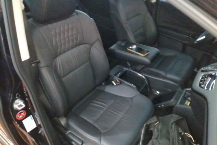 Used Honda Elysion 2022 2.0L eHEV Luxury First Edition Right Front Seat