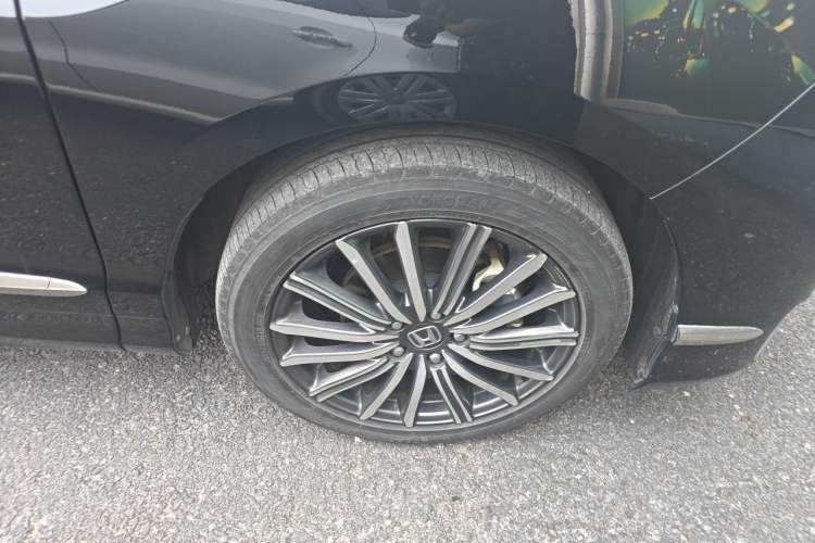 Used Honda Elysion 2022 2.0L eHEV Luxury Edition Right Front Wheel Hub