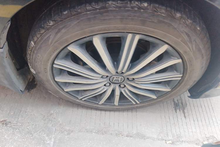 Used Honda Elysion 2022 2.0L eHEV Luxury First Edition Right Front Wheel Hub