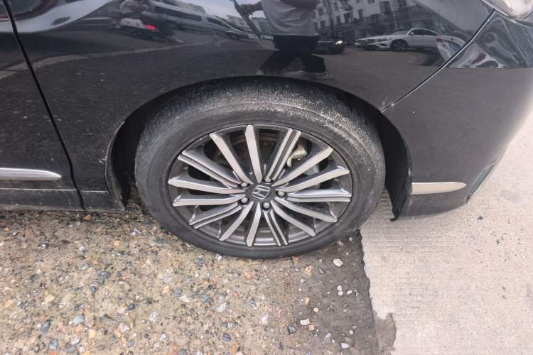 Used Honda Elysion 2022 2.0L eHEV Luxury Edition Right Front Wheel Hub