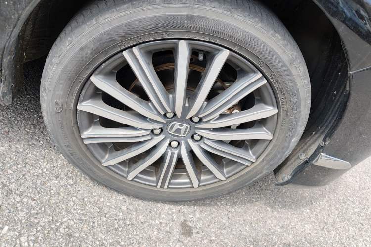 Used Honda Elysion 2022 2.0L eHEV Luxury First Edition Right Front Wheel Hub