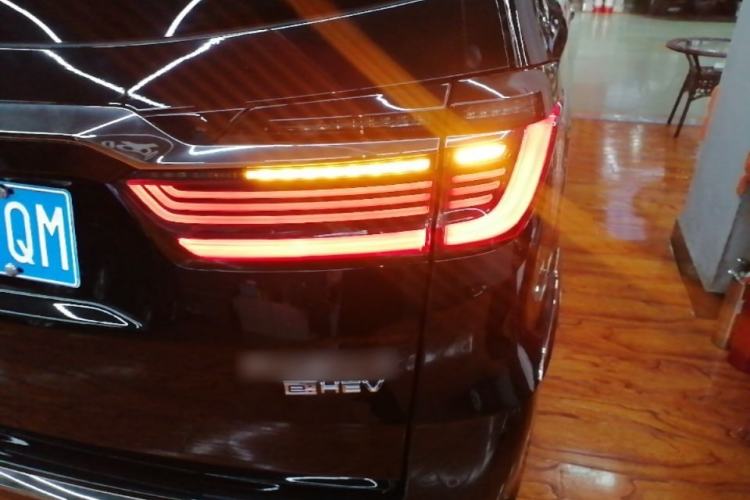 Used Honda Elysion 2022 2.0L eHEV Luxury First Edition Right Rear Taillight