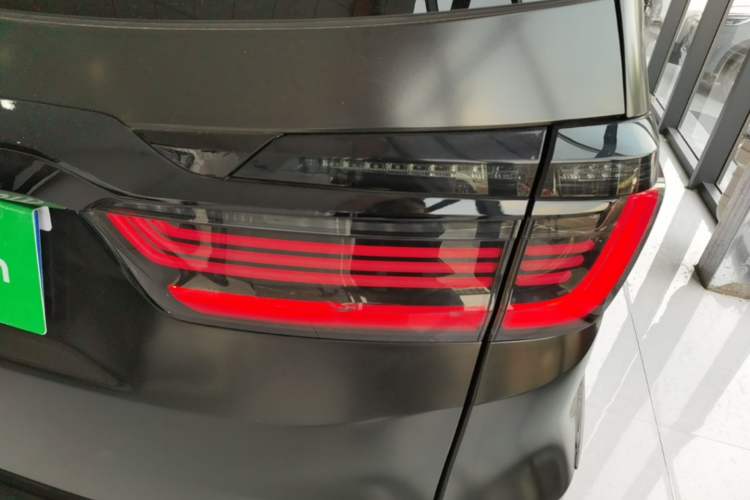 Used Honda Elysion 2022 2.0L eHEV Luxury Edition Right Rear Taillight