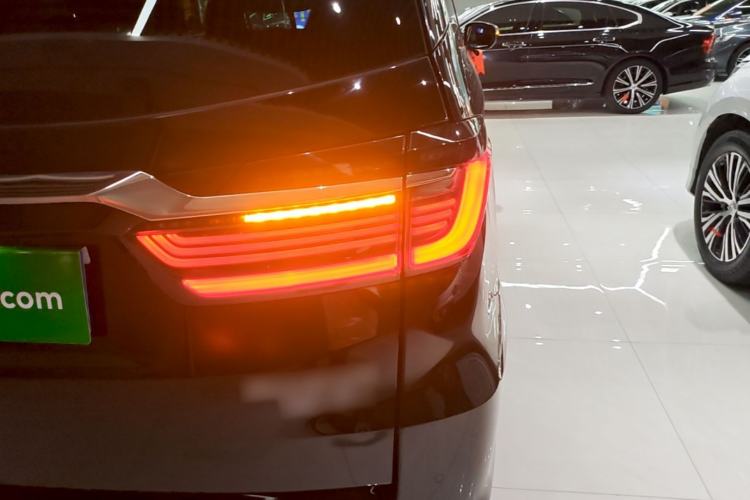 Used Honda Elysion 2022 2.0L eHEV Luxury Edition Right Rear Taillight