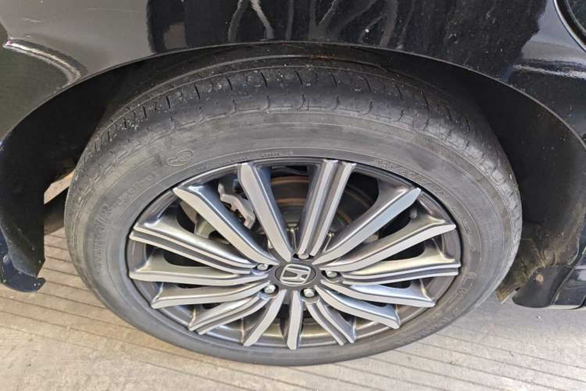 Used Honda Elysion 2022 2.0L eHEV Luxury Edition Right Rear Wheel Hub