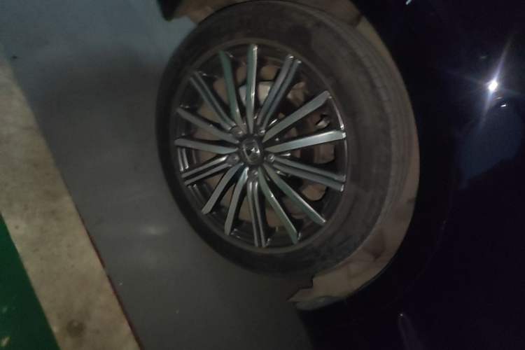 Used Honda Elysion 2022 2.0L eHEV Luxury Edition Right Rear Wheel Hub