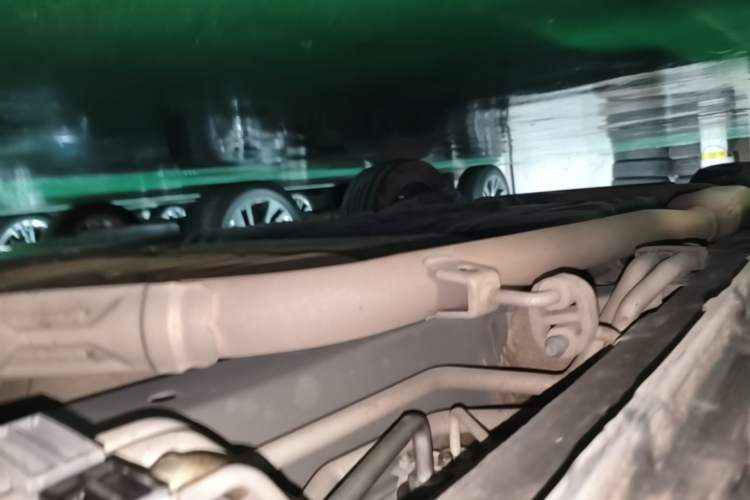 Used Honda Elysion 2022 2.0L eHEV Prestige Edition Right Side Sill