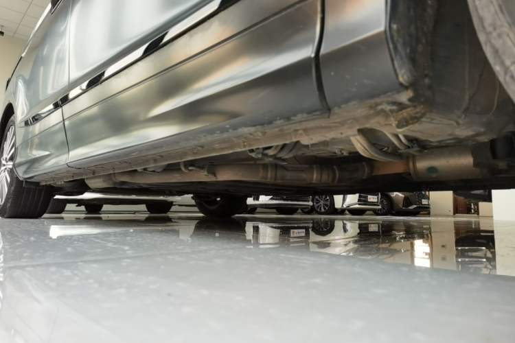 Used Honda Elysion 2022 2.0L eHEV Luxury Edition Right Side Sill