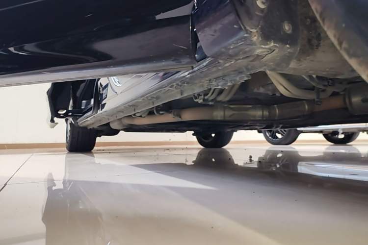 Used Honda Elysion 2022 2.0L eHEV Comfort Version Right Side Sill