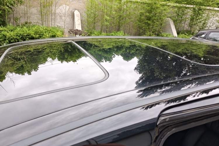Used Honda Elysion 2022 2.0L eHEV Luxury Edition Roof