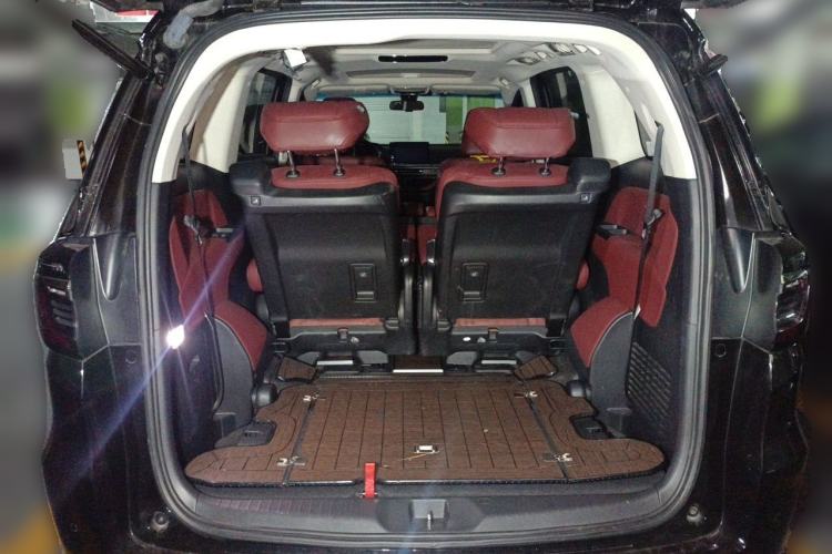 Used Honda Elysion 2022 2.0L eHEV Prestige Edition Trunk