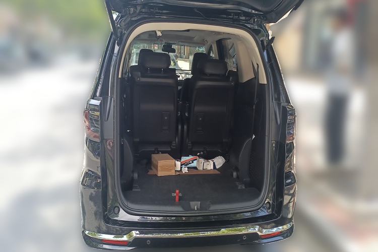 Used Honda Elysion 2022 2.0L eHEV Prestige Edition Trunk