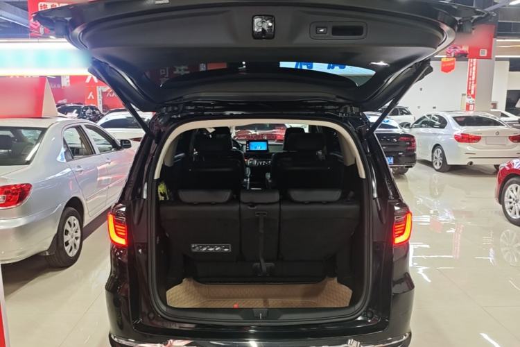Used Honda Elysion 2022 2.0L eHEV Luxury Edition Trunk