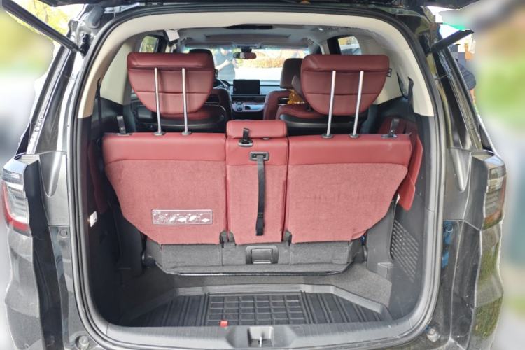 Used Honda Elysion 2022 2.0L eHEV Prestige Edition Trunk