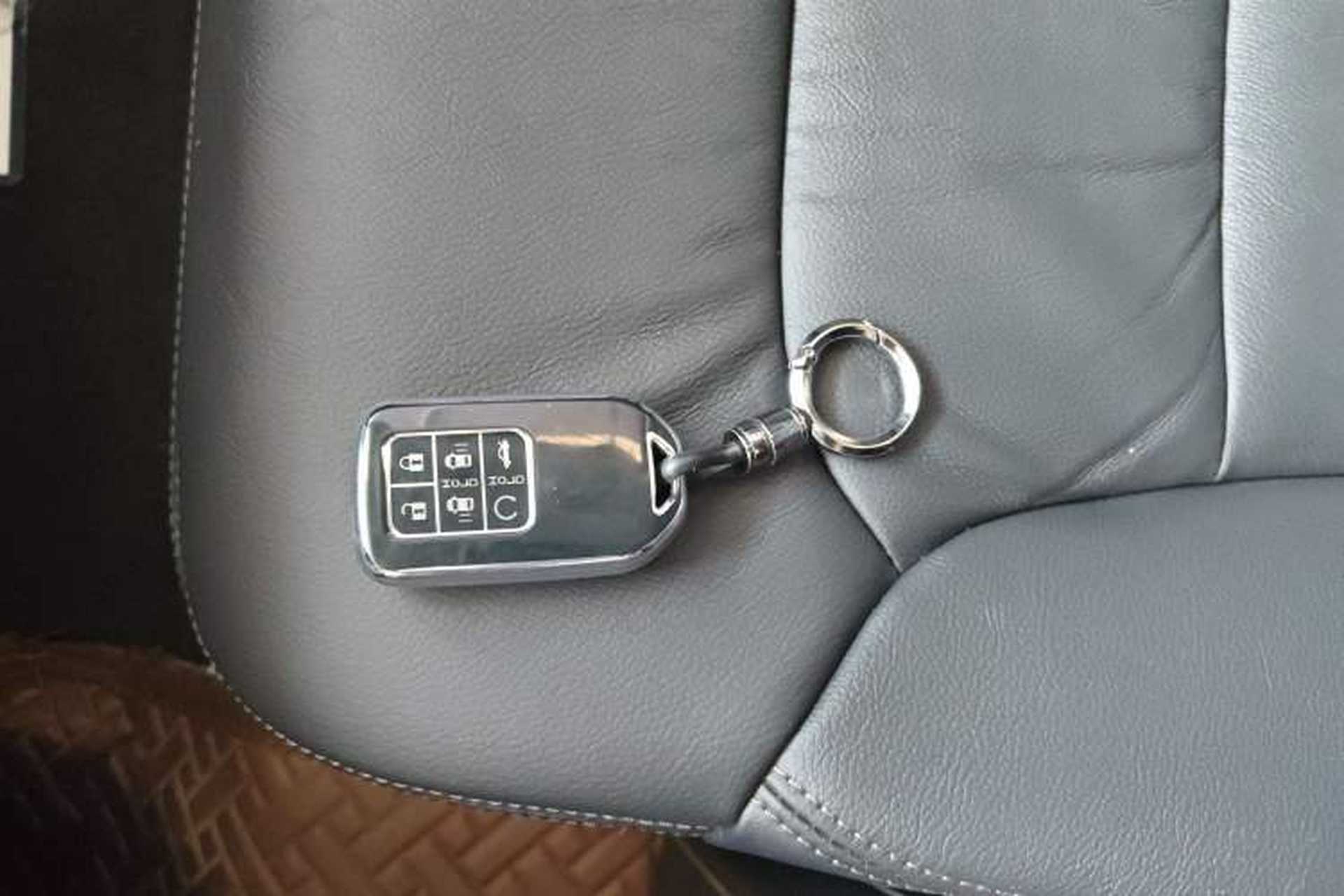 Used Honda Elysion 2022 2.0L eHEV Luxury Edition Vehicle Key