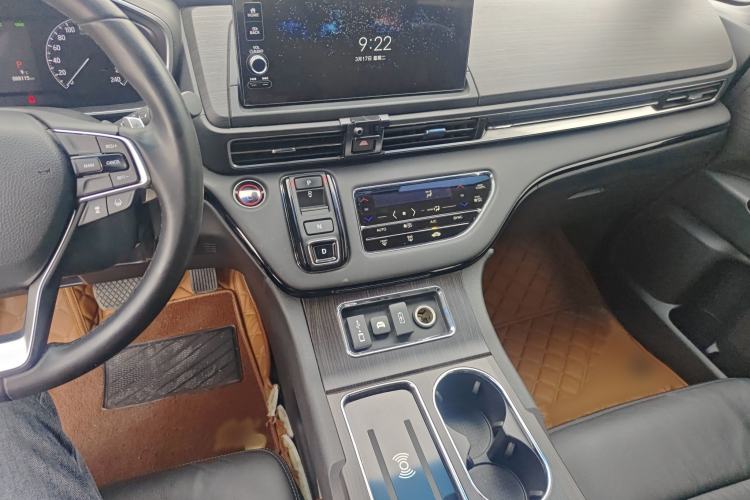 Used Honda Elysion 2022 2.0L eHEV Luxury First Edition Audio And AC Panel