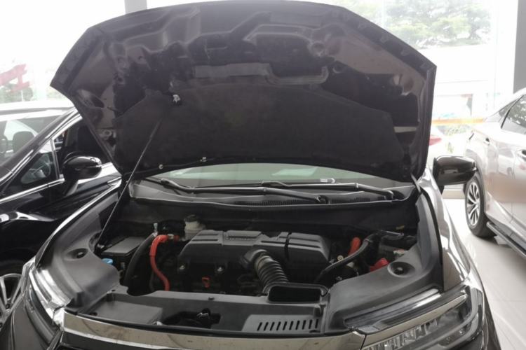 Used Honda Elysion 2022 2.0L eHEV Luxury First Edition Engine Bay