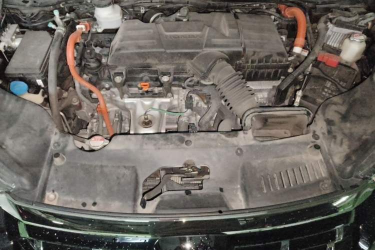 Used Honda Elysion 2022 2.0L eHEV Prestige Edition Engine Bay