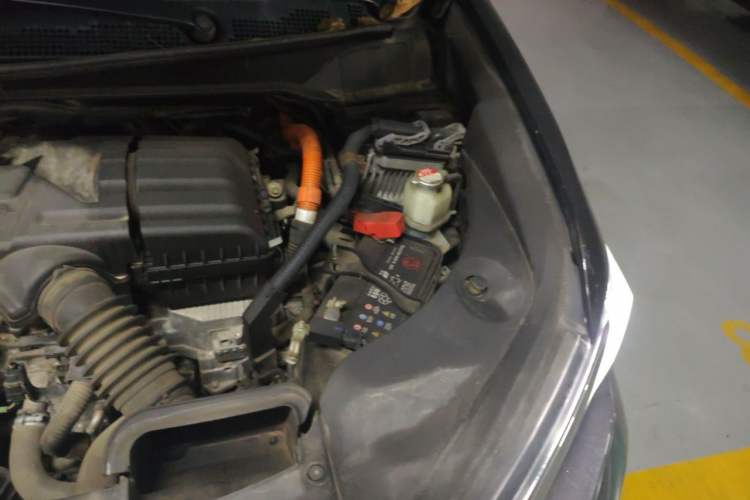 Used Honda Elysion 2022 2.0L eHEV Luxury First Edition Engine Bay Left