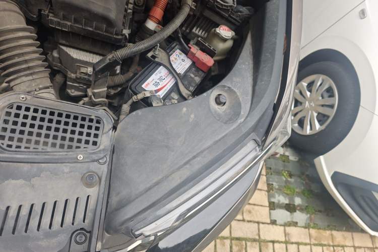 Used Honda Elysion 2022 2.0L eHEV Luxury Edition Engine Bay Left