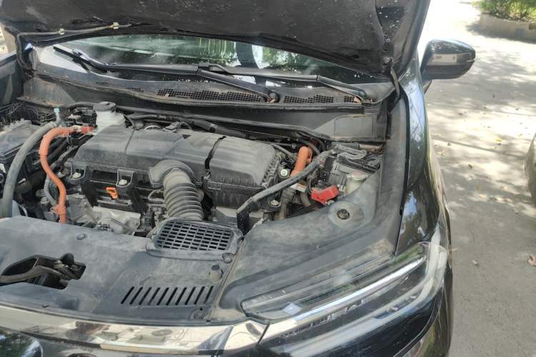 Used Honda Elysion 2022 2.0L eHEV Luxury First Edition Engine Bay Left