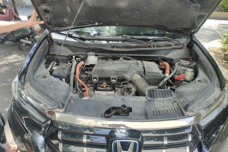 Used Honda Elysion 2022 2.0L eHEV Luxury First Edition Engine Bay