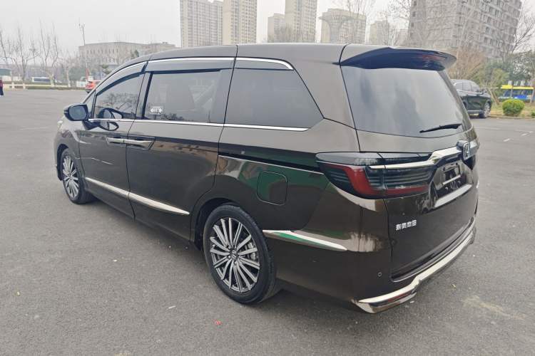 Used Honda Elysion 2022 2.0L eHEV Luxury First Edition Exterior 2