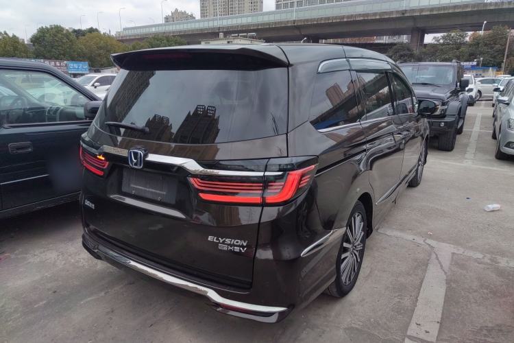 Used Honda Elysion 2022 2.0L eHEV Luxury Edition Exterior 5