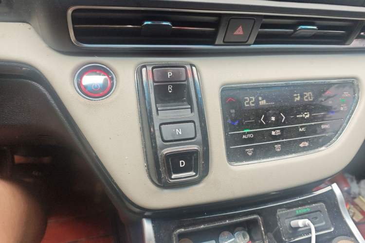 Used Honda Elysion 2022 2.0L eHEV Luxury Edition Gear Lever