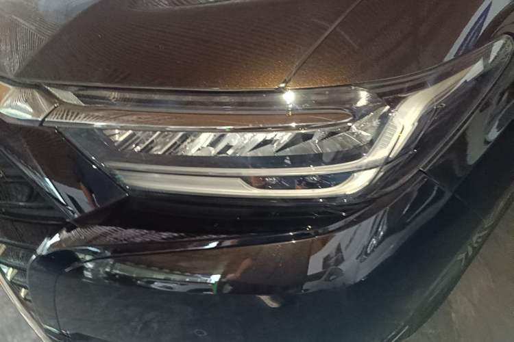 Used Honda Elysion 2022 2.0L eHEV Prestige Edition Left Front Headlight