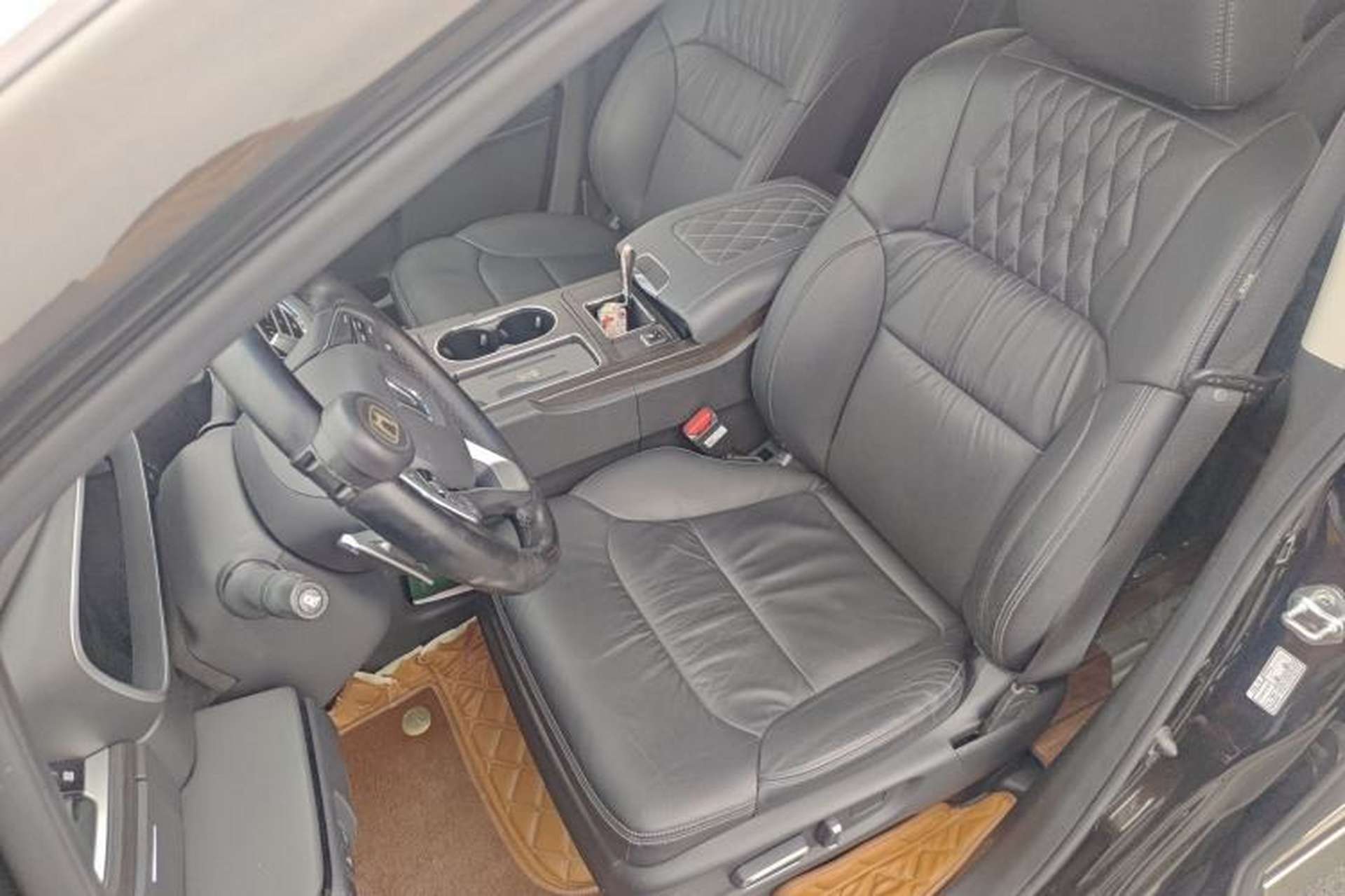 Used Honda Elysion 2022 2.0L eHEV Luxury First Edition Left Front Seat