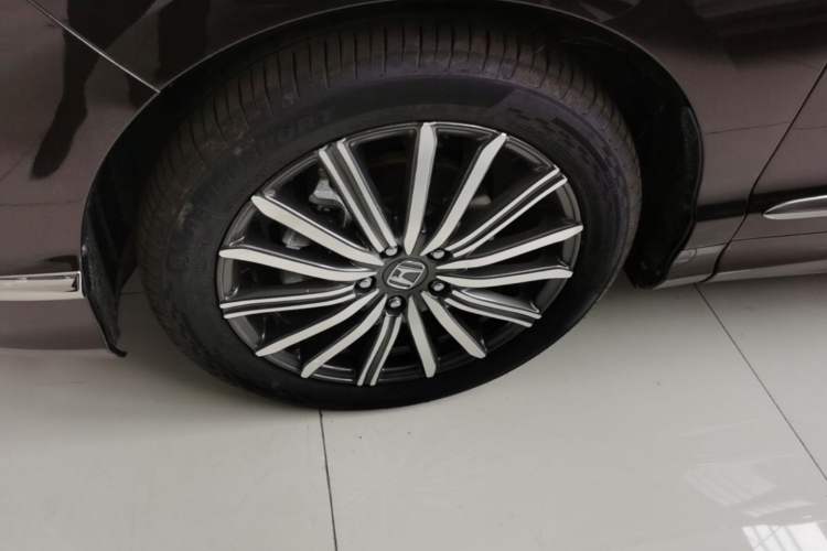 Used Honda Elysion 2022 2.0L eHEV Luxury First Edition Left Front Wheel Hub