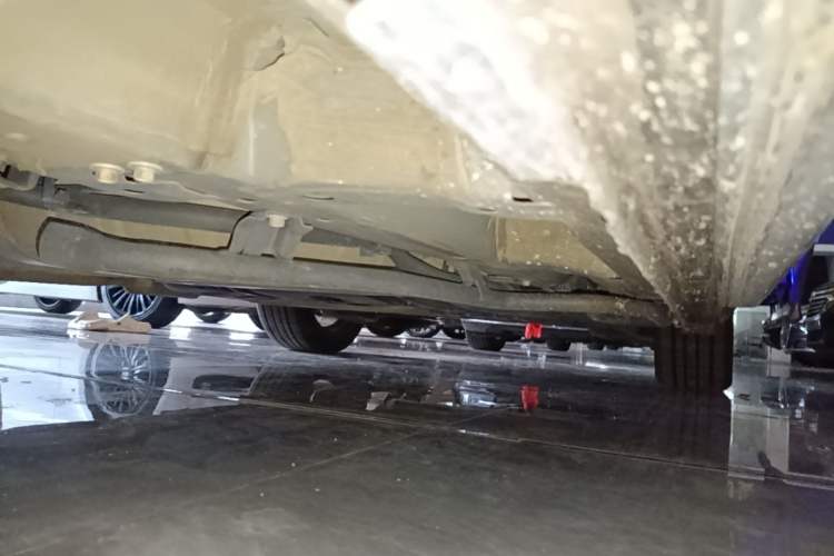 Used Honda Elysion 2022 2.0L eHEV Prestige Edition Left Side Sill