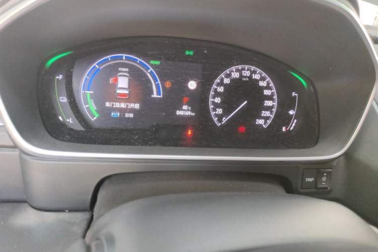 Used Honda Elysion 2022 2.0L eHEV Luxury First Edition Odometer Close Up
