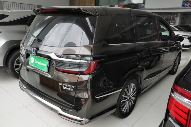 Used Honda Elysion 2022 2.0L eHEV Luxury First Edition Rear Right 45 Deg