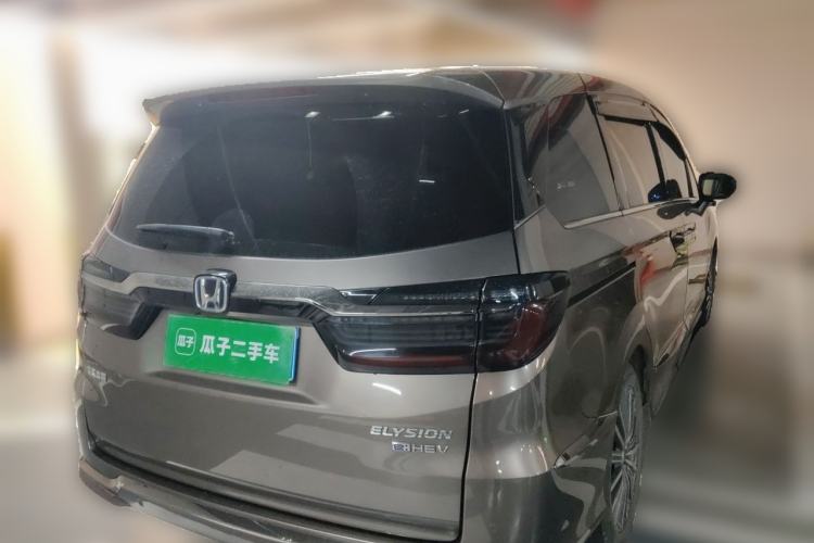 Used Honda Elysion 2022 2.0L eHEV Prestige Edition Rear Right 45 Deg