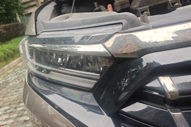 Used Honda Elysion 2022 2.0L eHEV Luxury Edition Right Front Headlight
